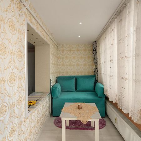 Stone Gate Apartment #1 Букурещ Екстериор снимка